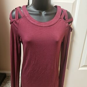 BKE Maroon Long Sleeve Cut-Out Top